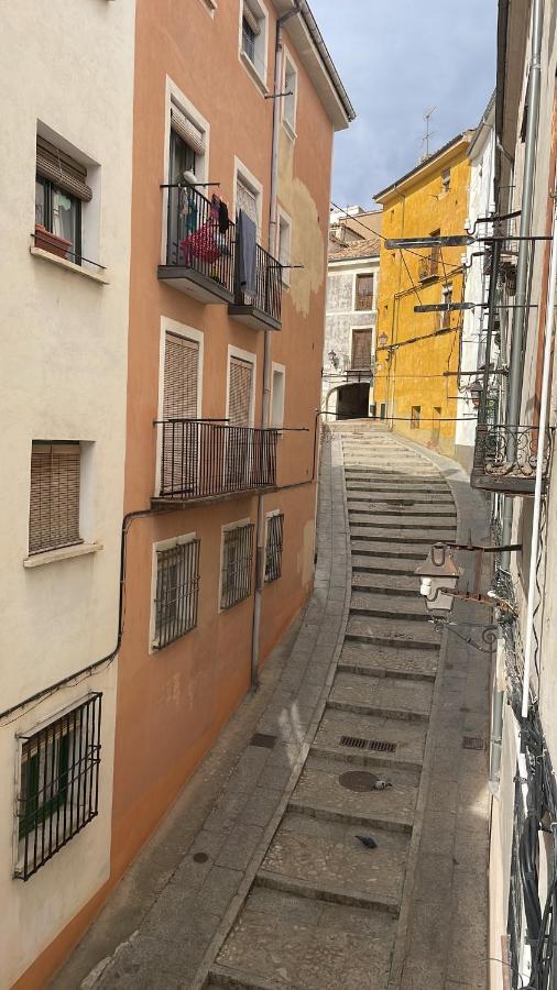 Ateneo Cuenca Suites Con Cocina En El Casco Historico Zewnętrze zdjęcie