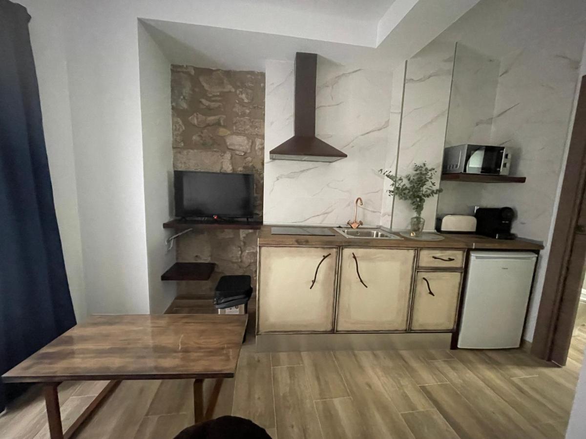 Ateneo Cuenca Suites Con Cocina En El Casco Historico Zewnętrze zdjęcie