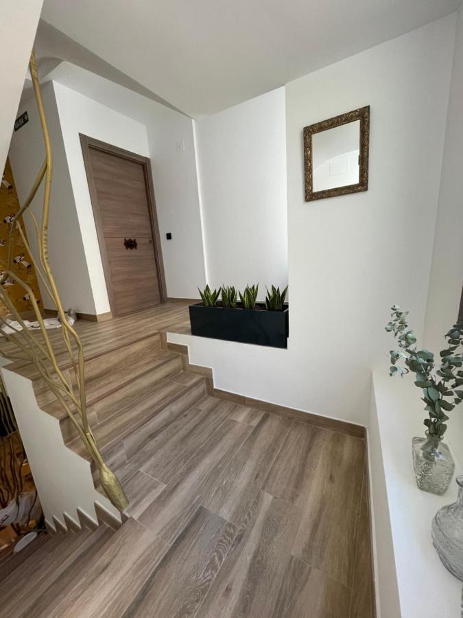 Ateneo Cuenca Suites Con Cocina En El Casco Historico Zewnętrze zdjęcie