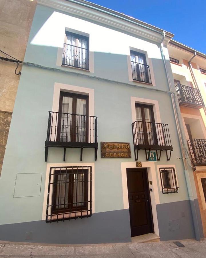 Ateneo Cuenca Suites Con Cocina En El Casco Historico Zewnętrze zdjęcie