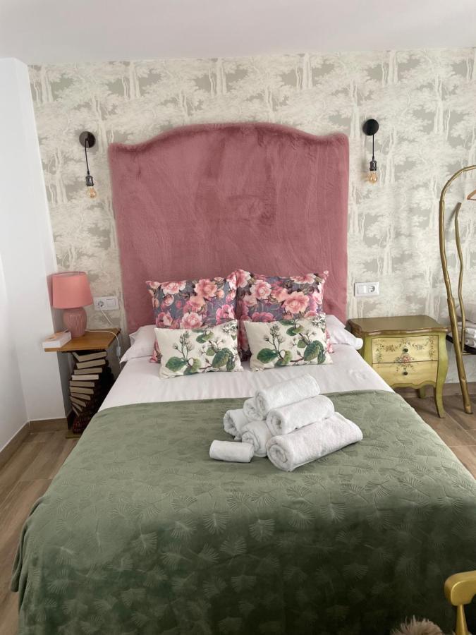 Ateneo Cuenca Suites Con Cocina En El Casco Historico Zewnętrze zdjęcie