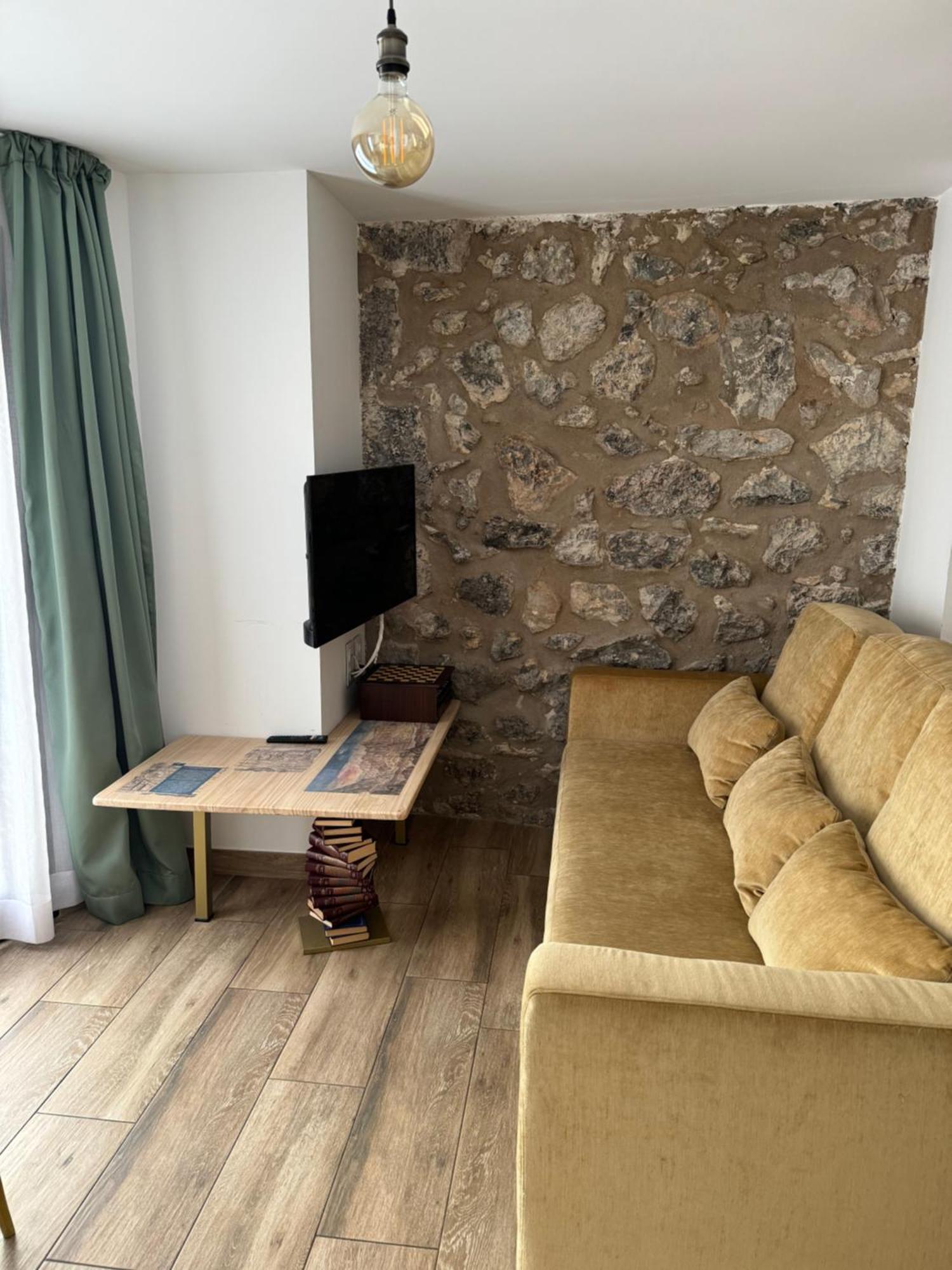 Ateneo Cuenca Suites Con Cocina En El Casco Historico Zewnętrze zdjęcie