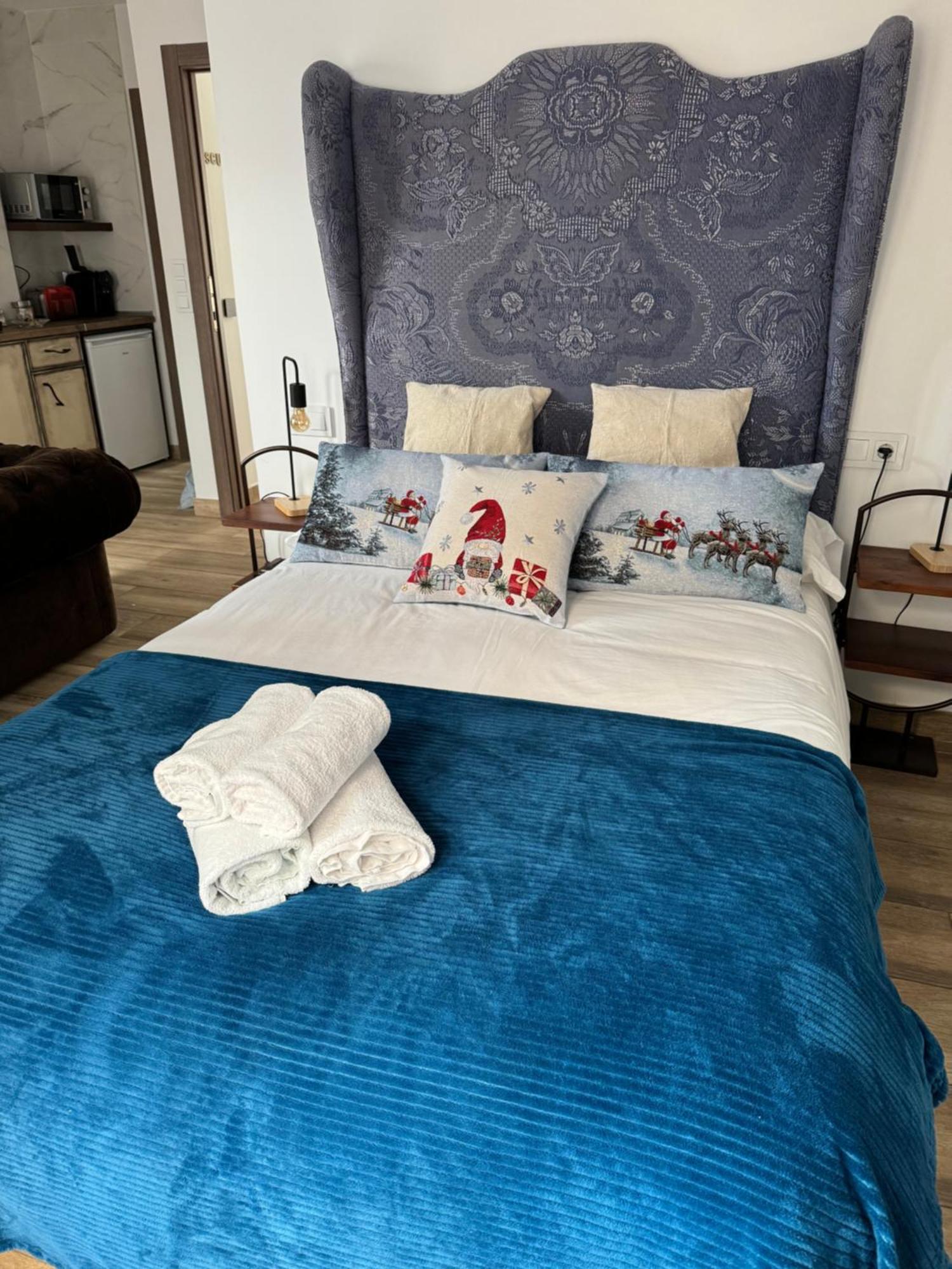 Ateneo Cuenca Suites Con Cocina En El Casco Historico Zewnętrze zdjęcie