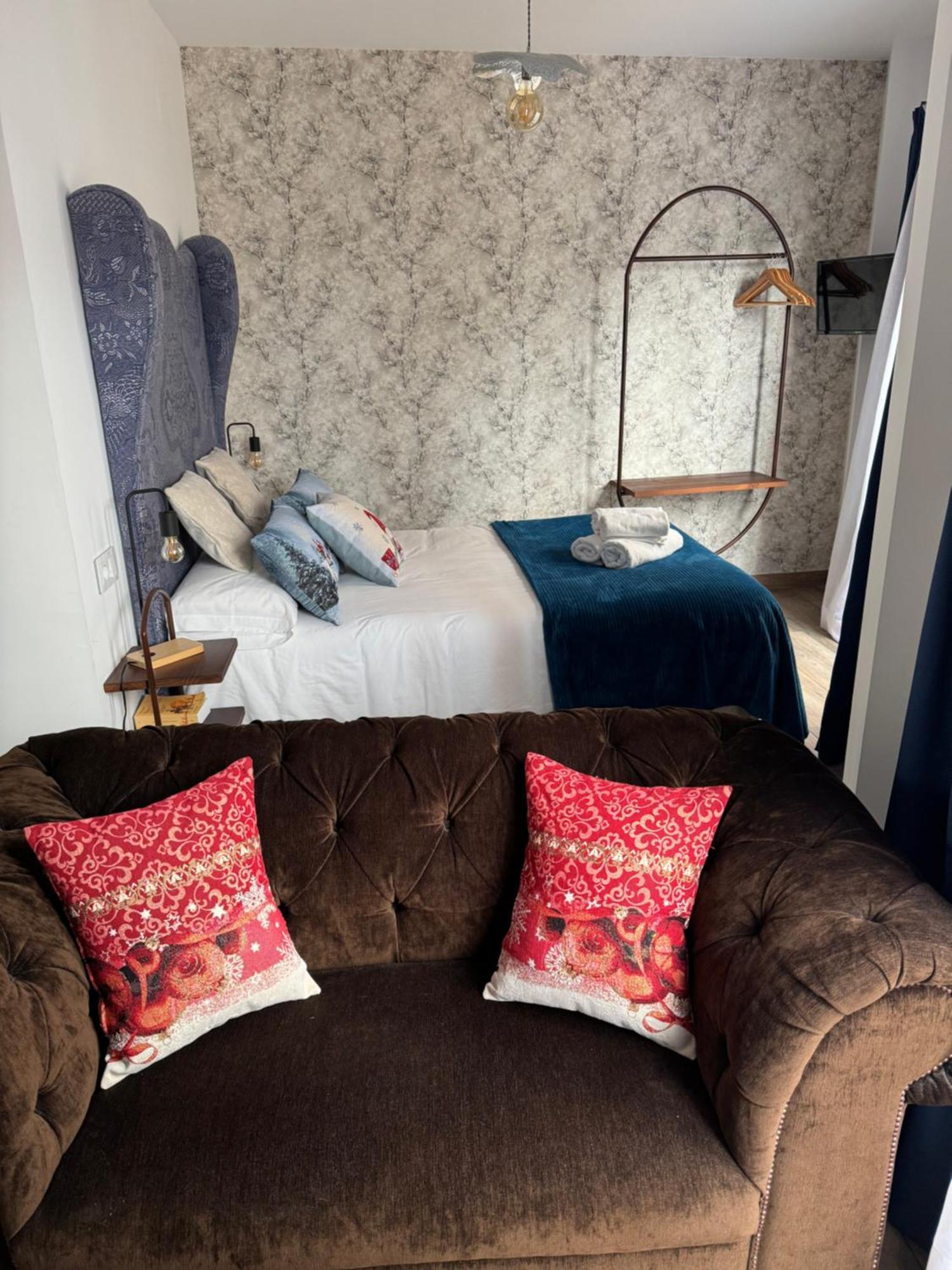 Ateneo Cuenca Suites Con Cocina En El Casco Historico Zewnętrze zdjęcie