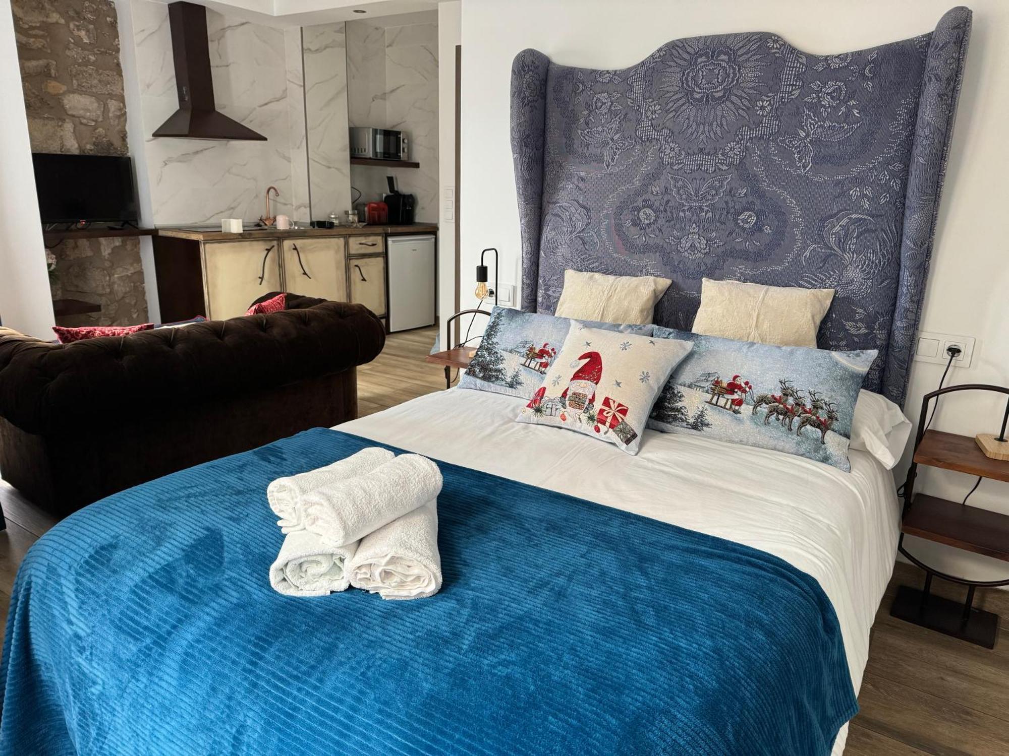 Ateneo Cuenca Suites Con Cocina En El Casco Historico Zewnętrze zdjęcie