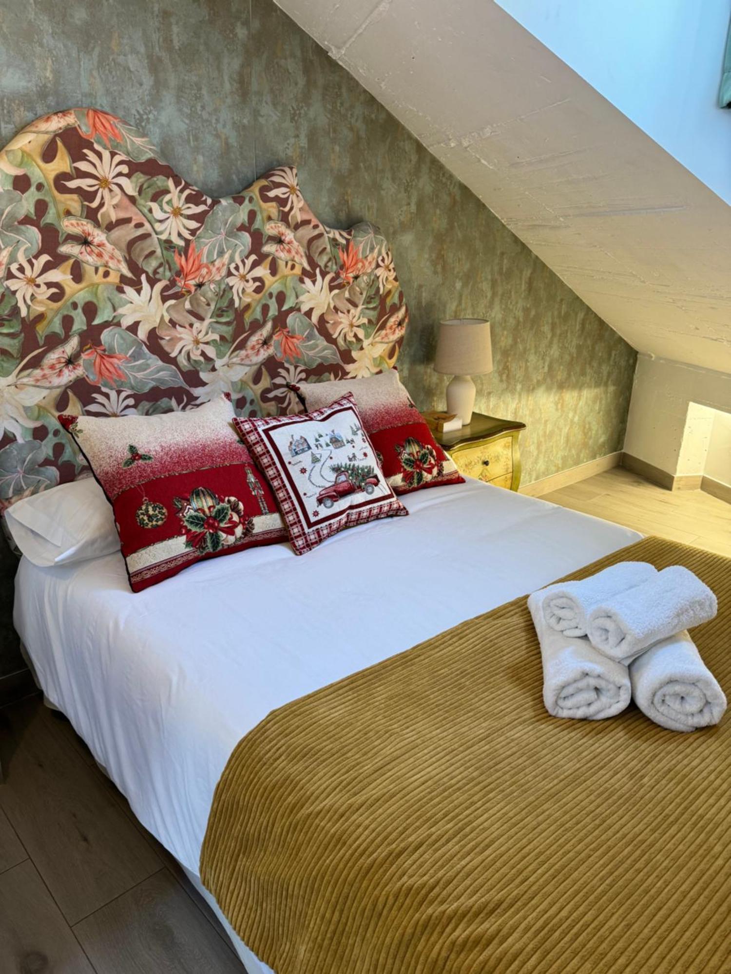 Ateneo Cuenca Suites Con Cocina En El Casco Historico Zewnętrze zdjęcie
